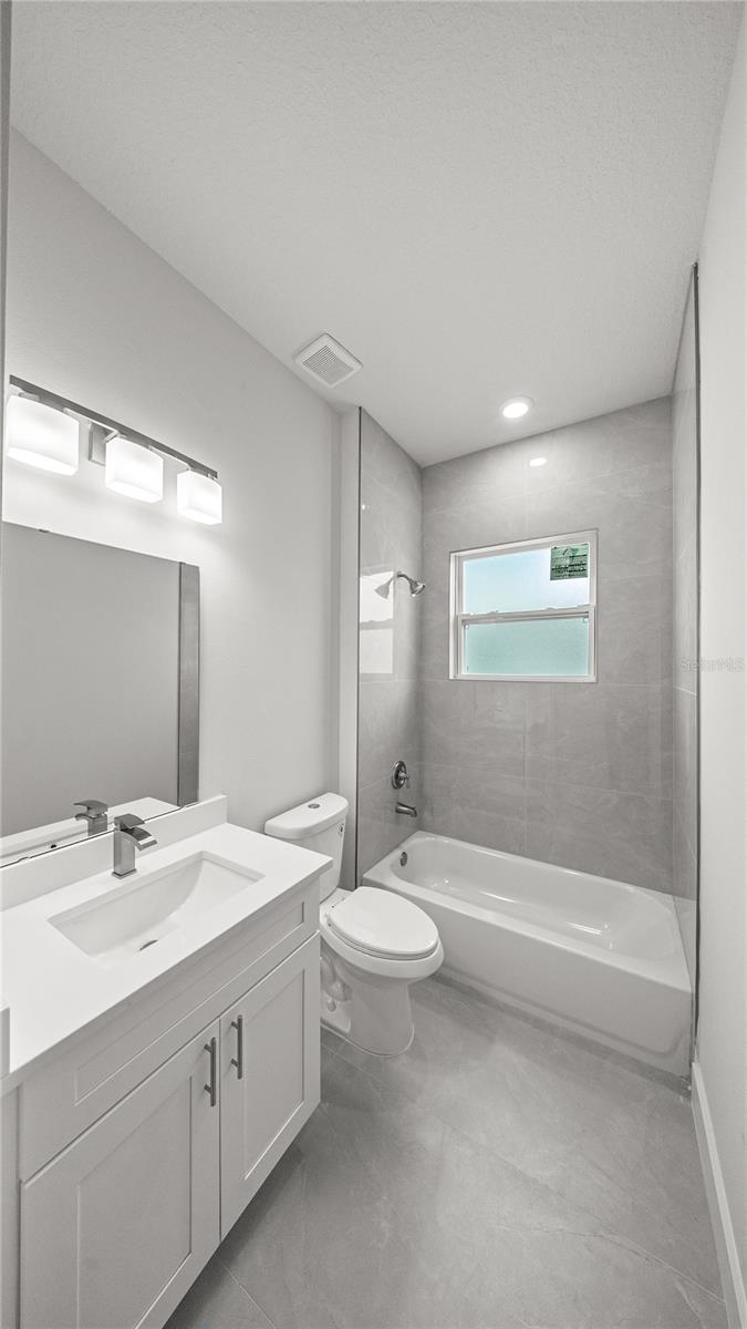 18382 ELGIN AVE, PORT CHARLOTTE, FL, 33948