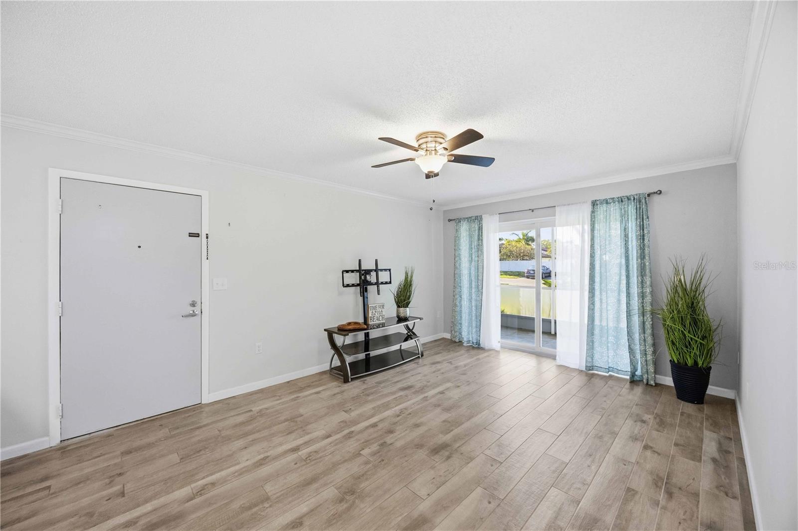 3259 BENEVA RD #101, SARASOTA, FL, 34232
