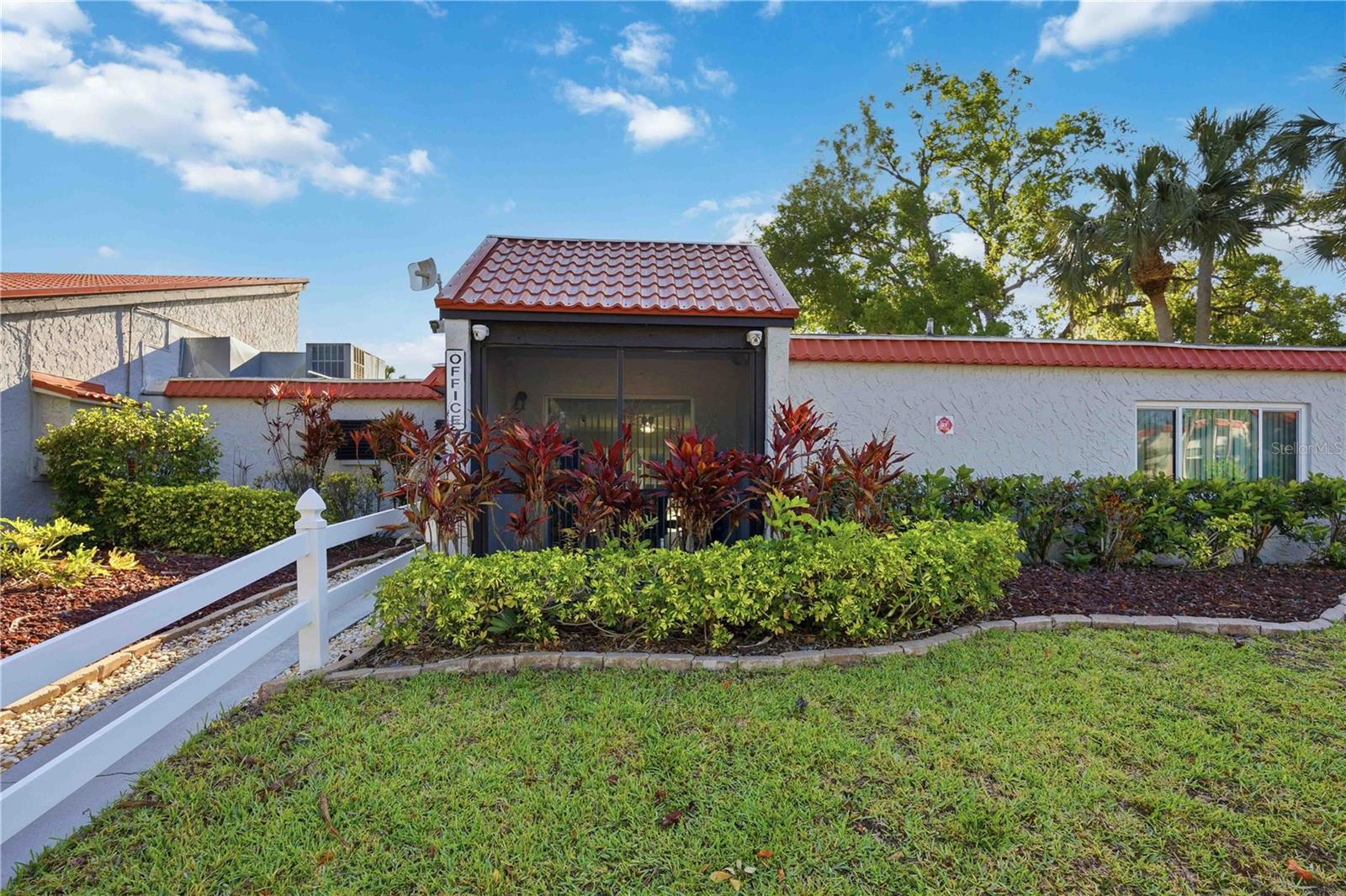 3259 BENEVA RD #101, SARASOTA, FL, 34232
