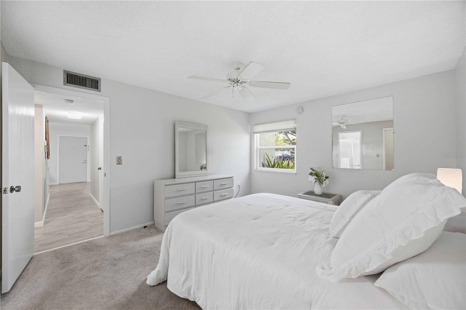 3259 BENEVA RD #101, SARASOTA, FL, 34232