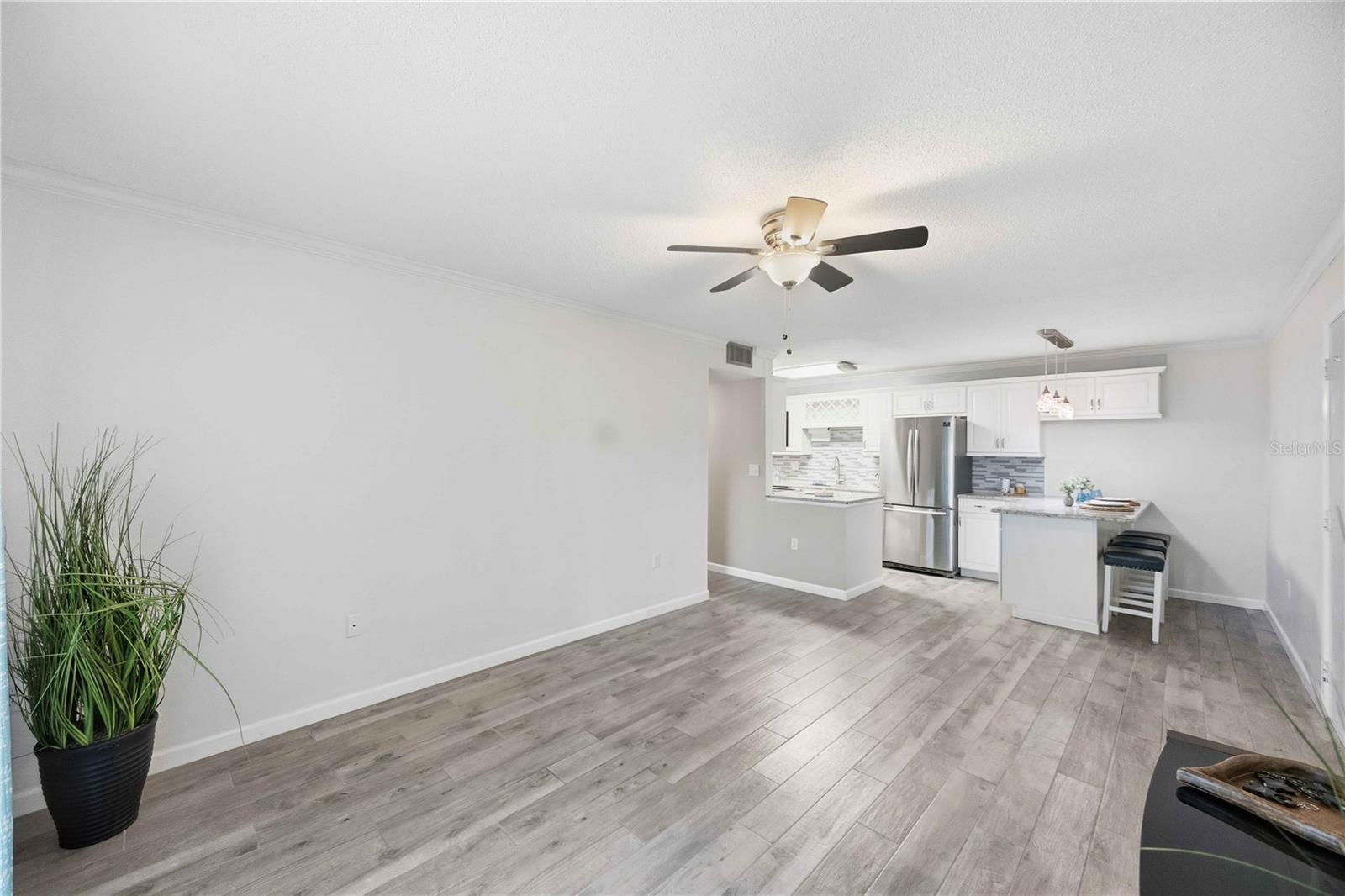 3259 BENEVA RD #101, SARASOTA, FL, 34232