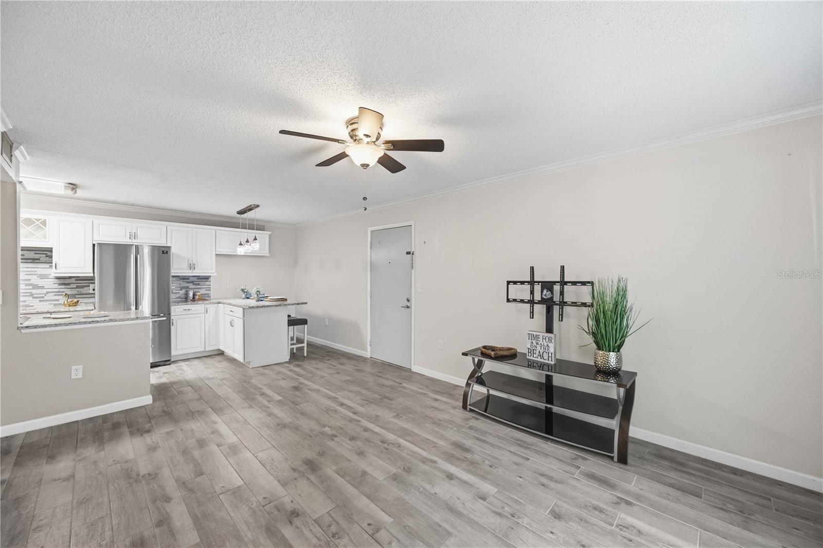 3259 BENEVA RD #101, SARASOTA, FL, 34232