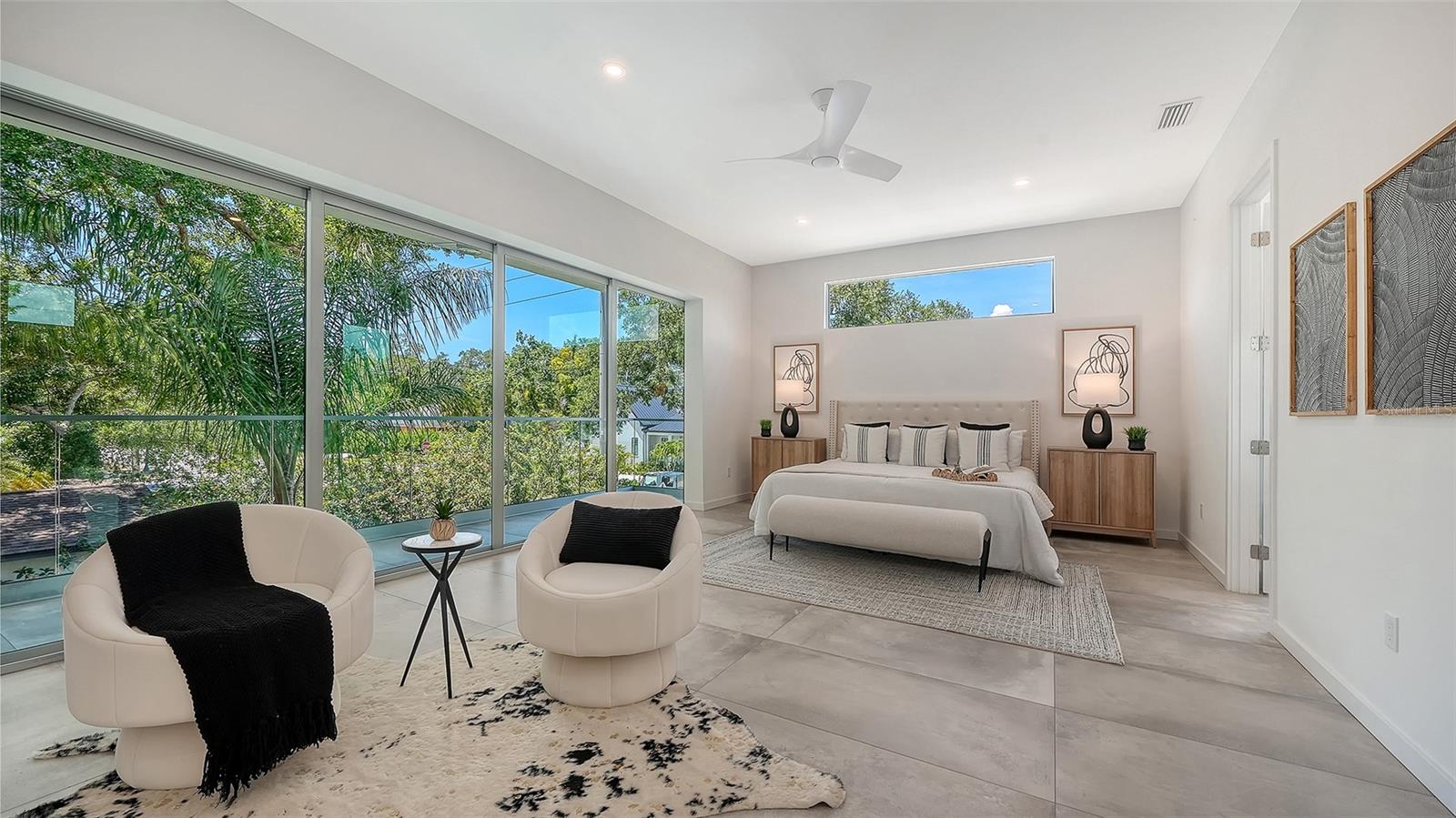 2010 HYDE PARK CIR, SARASOTA, FL, 34239