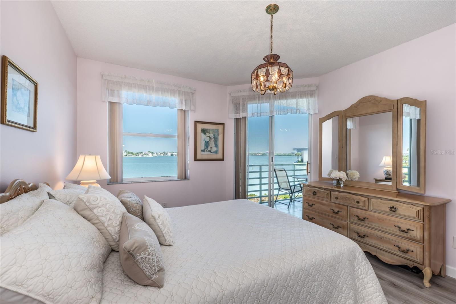 7979 SAILBOAT KEY BLVD S #205, SOUTH PASADENA, FL, 33707
