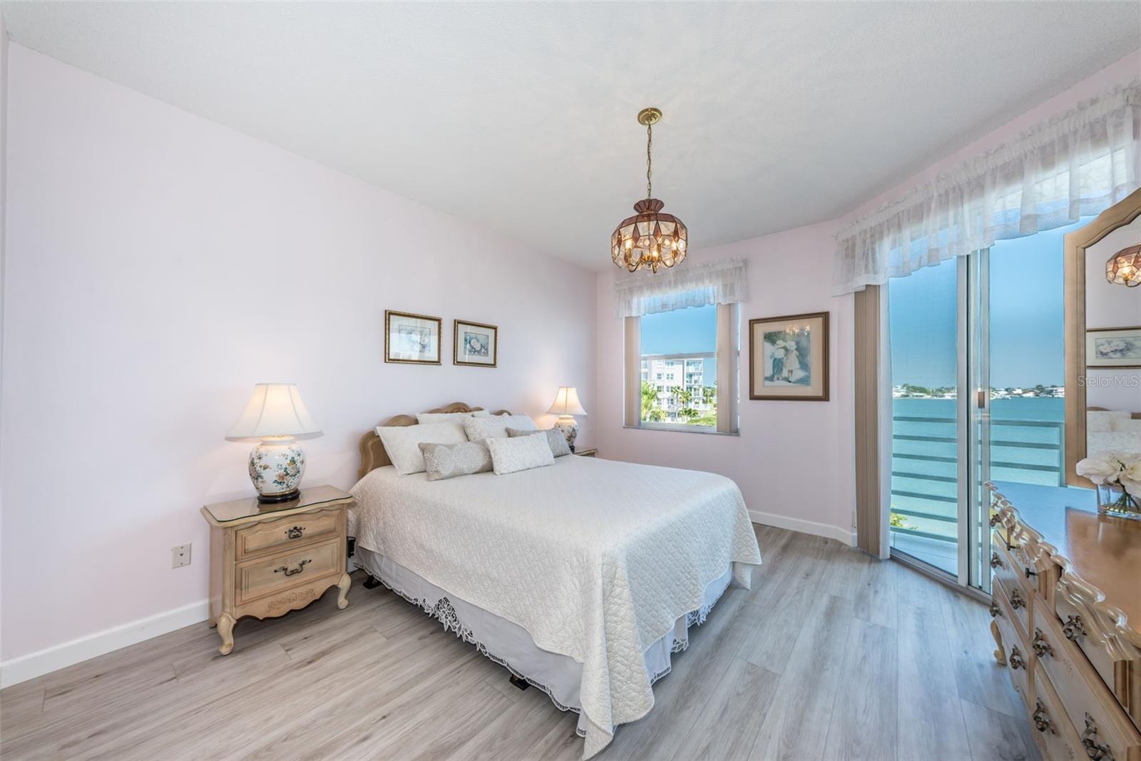 7979 SAILBOAT KEY BLVD S #205, SOUTH PASADENA, FL, 33707
