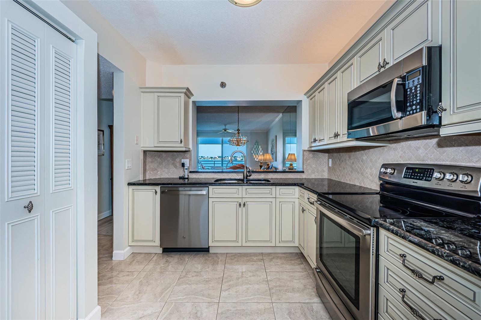7979 SAILBOAT KEY BLVD S #205, SOUTH PASADENA, FL, 33707
