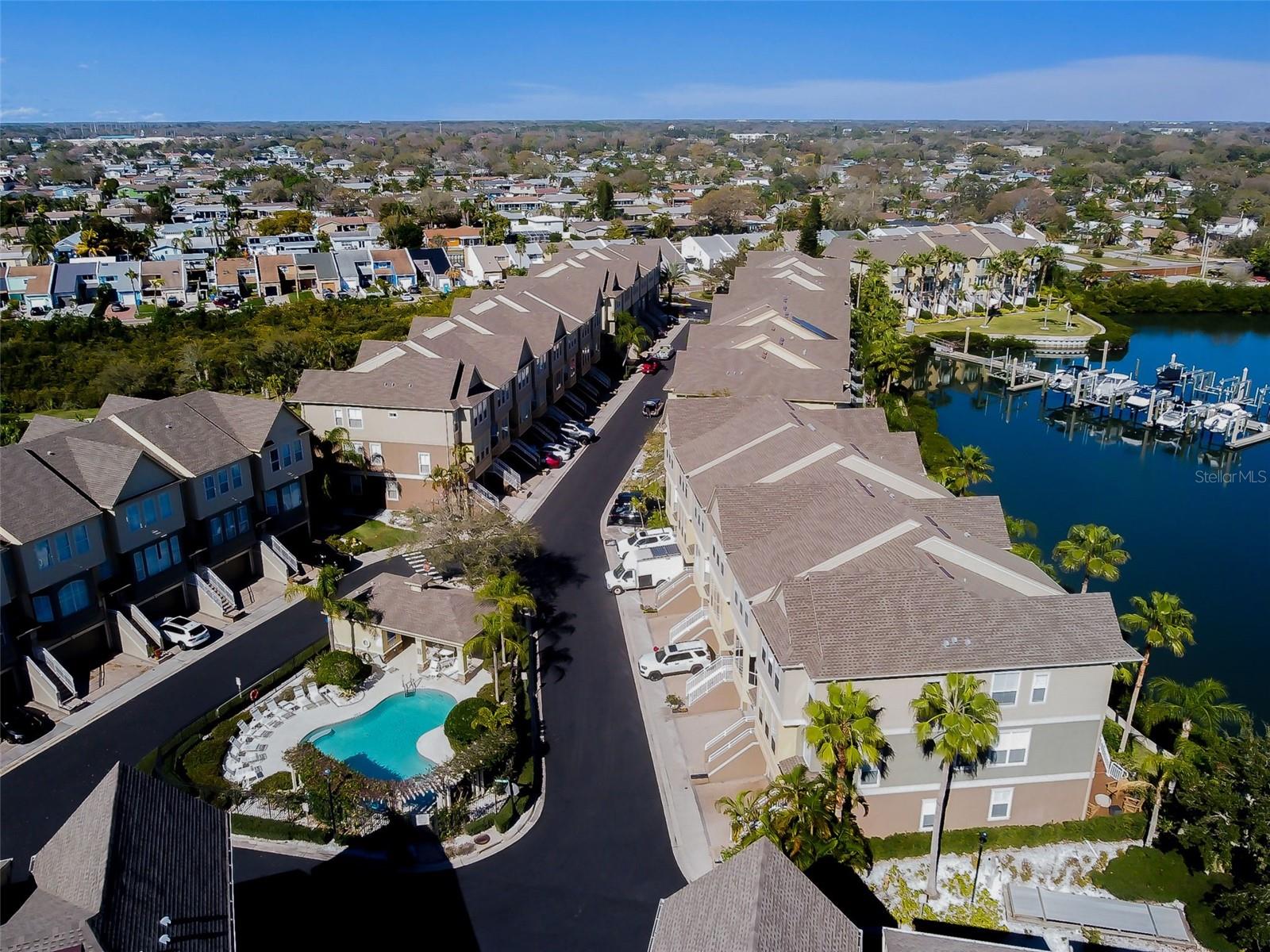 4326 SPINNAKER COVE LN, TAMPA, FL, 33615