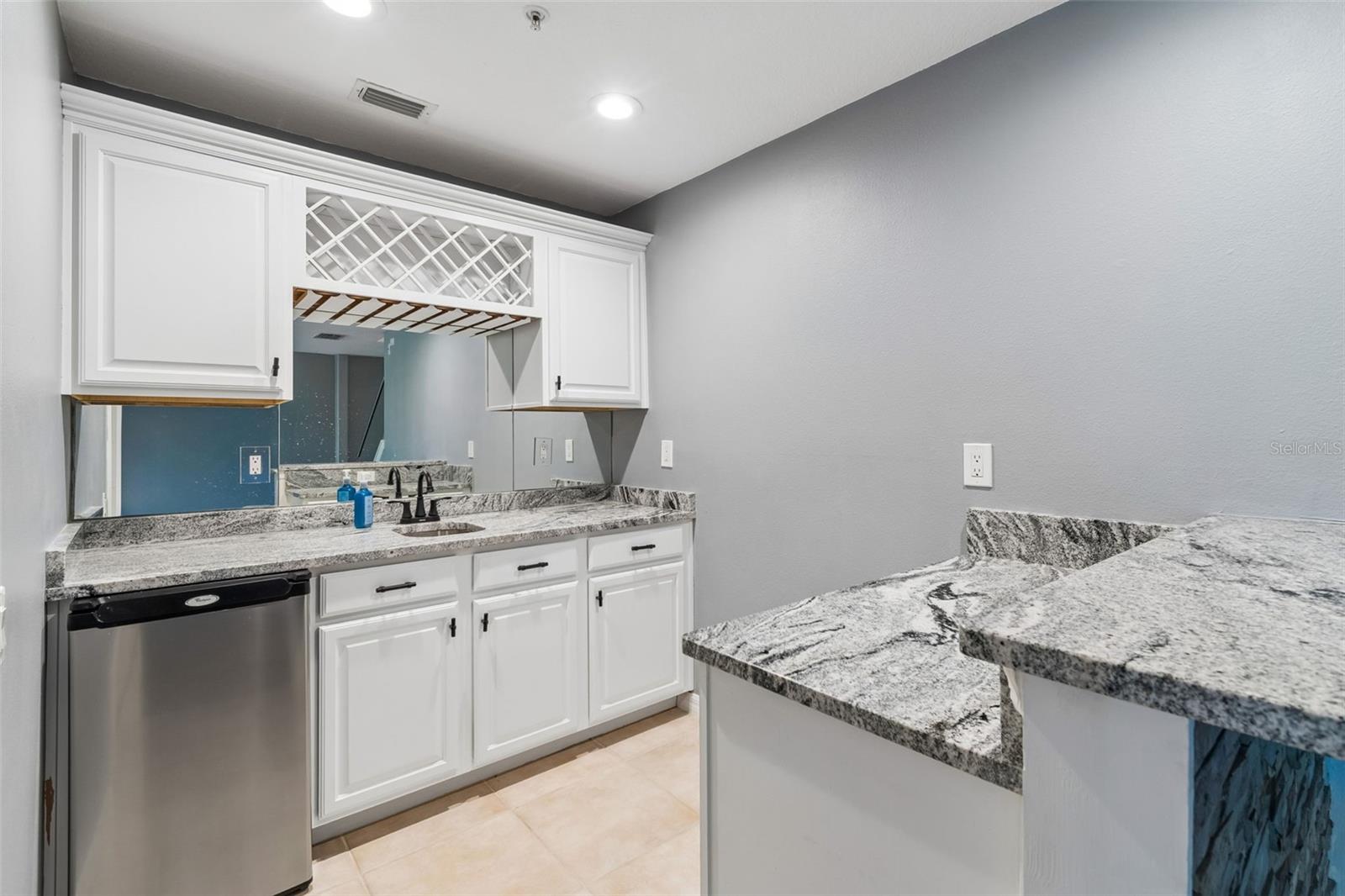 4326 SPINNAKER COVE LN, TAMPA, FL, 33615