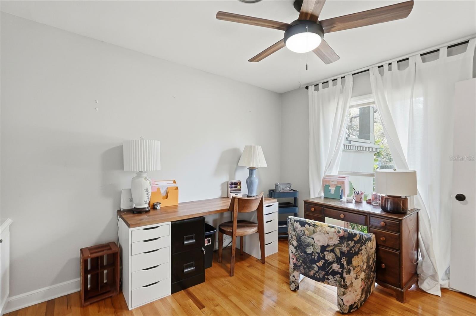 Guest Bedroom 4/Office