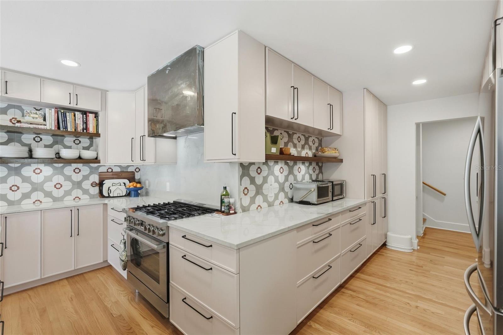 Gas Range, Copper Hood, Plenty of Storage