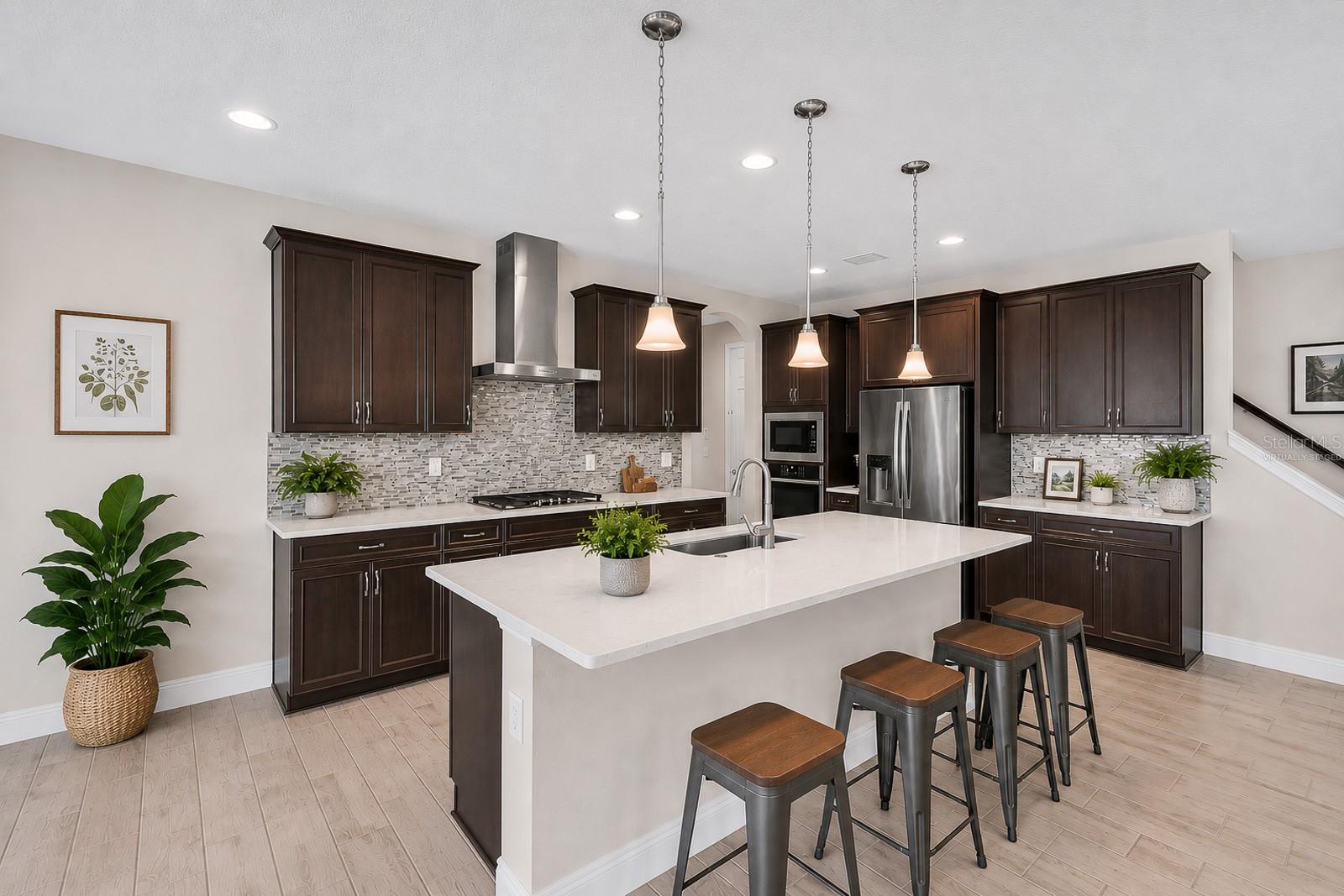 14615 RED CASTLE AVE, LITHIA, FL, 33547