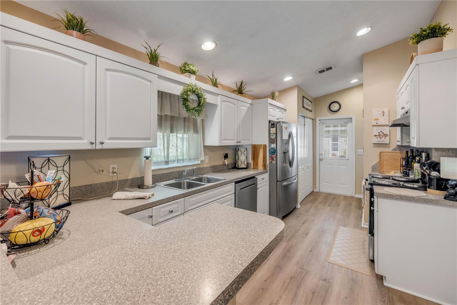 3314 TAMARIND DR, EDGEWATER, FL, 32141