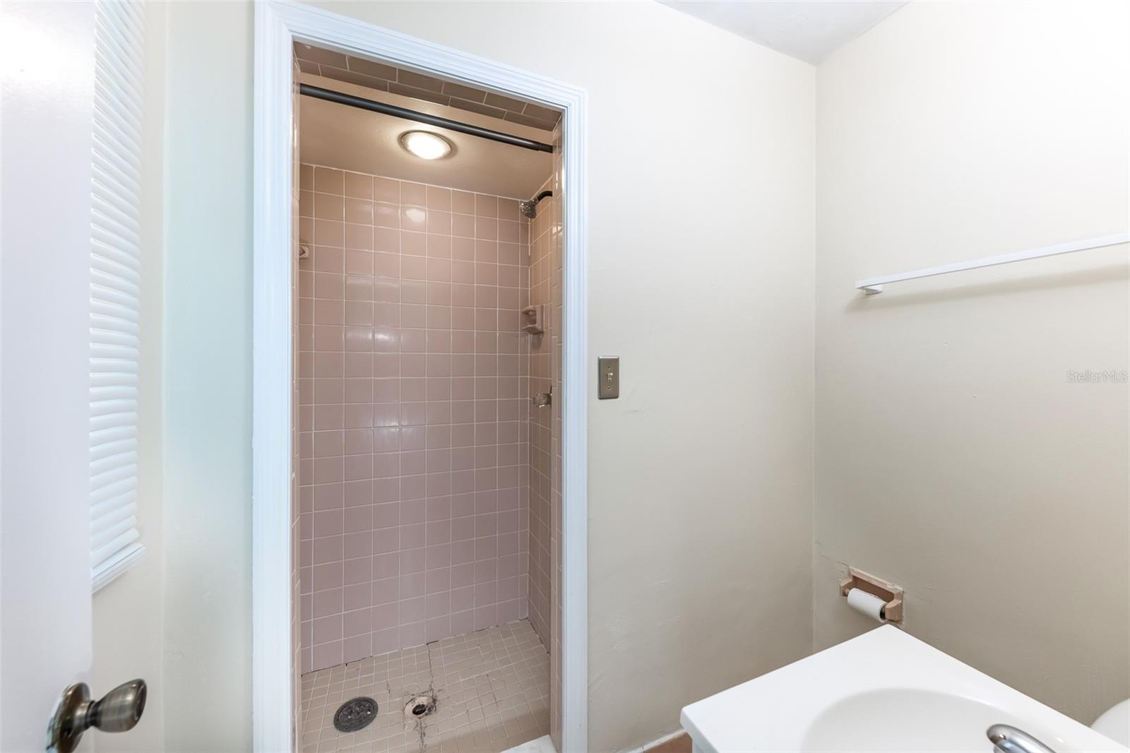 519 VERN DR, ORLANDO, FL, 32805