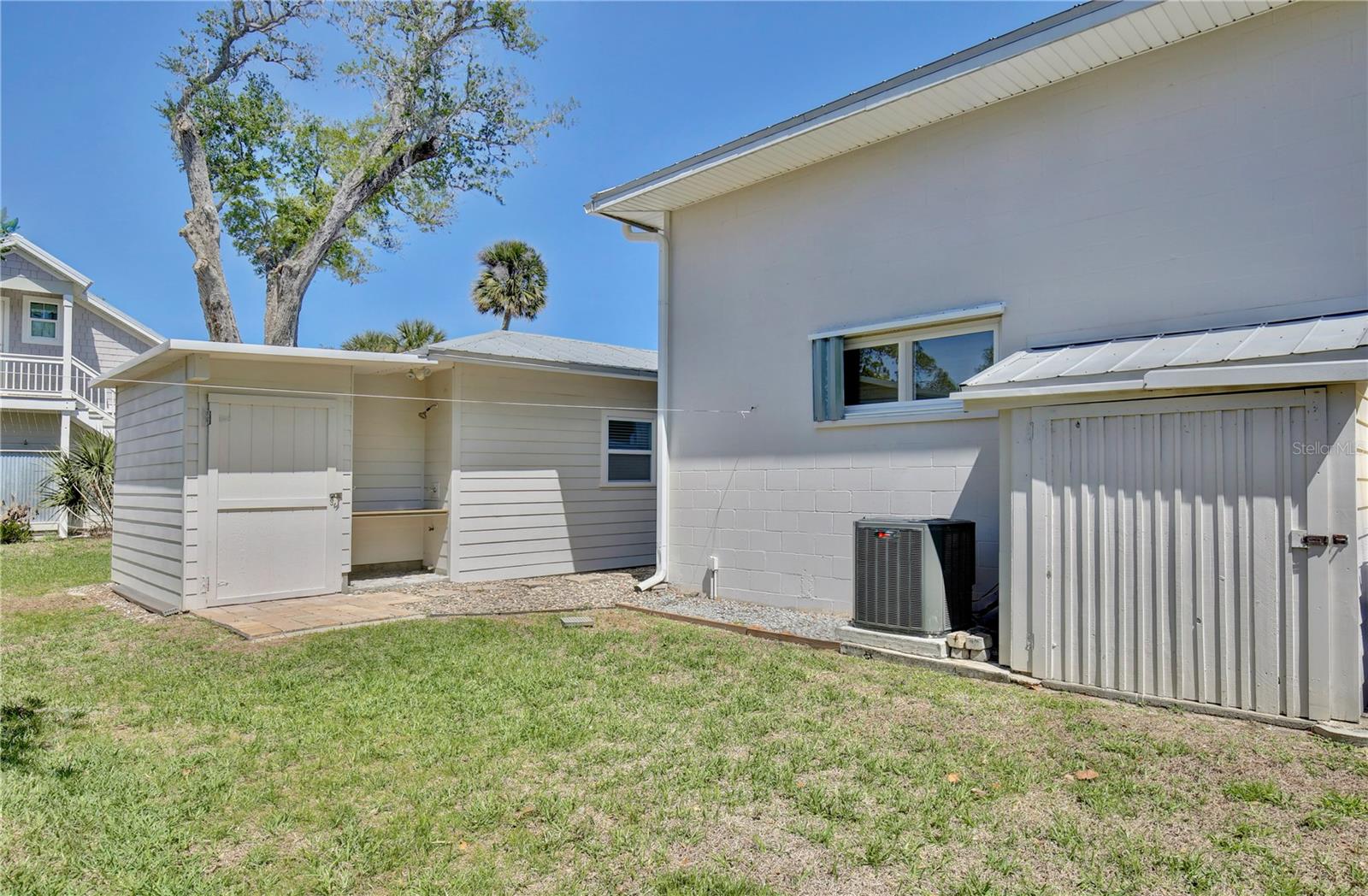 210 N RIVERSIDE DR, EDGEWATER, FL, 32132