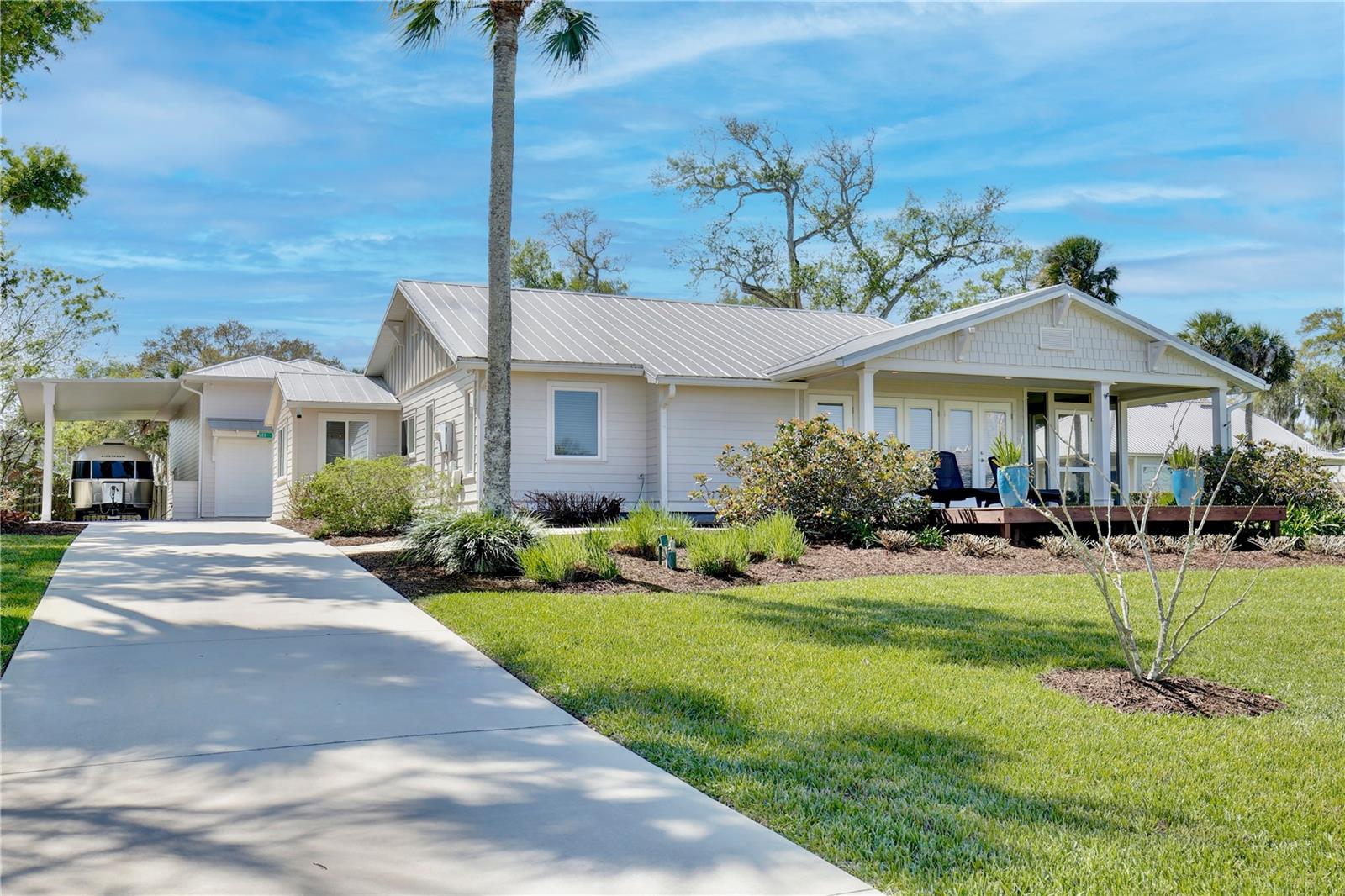 210 N RIVERSIDE DR, EDGEWATER, FL, 32132