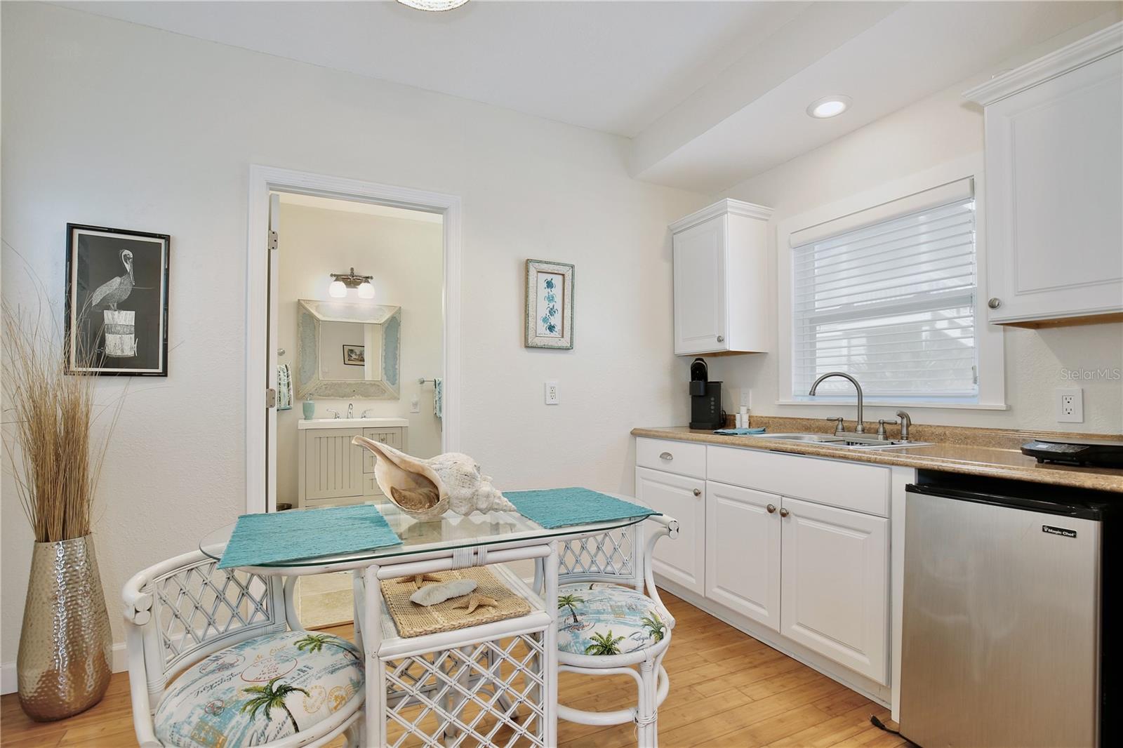 210 N RIVERSIDE DR, EDGEWATER, FL, 32132
