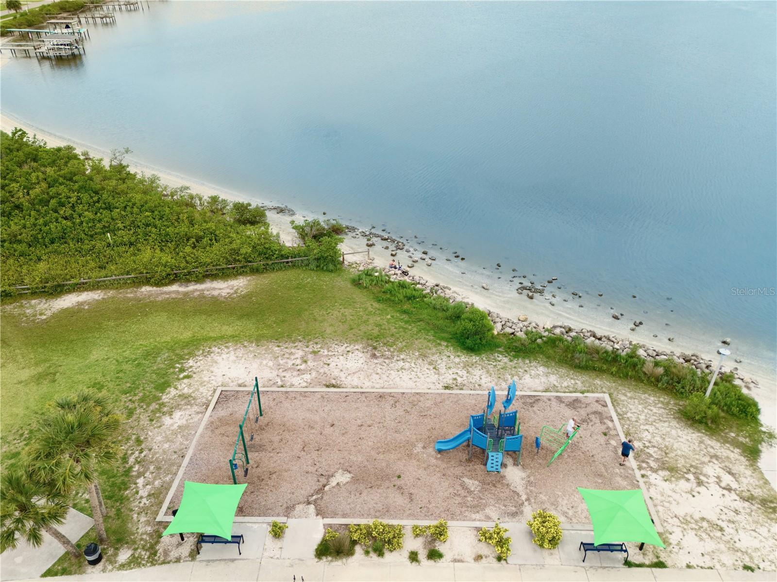 210 N RIVERSIDE DR, EDGEWATER, FL, 32132
