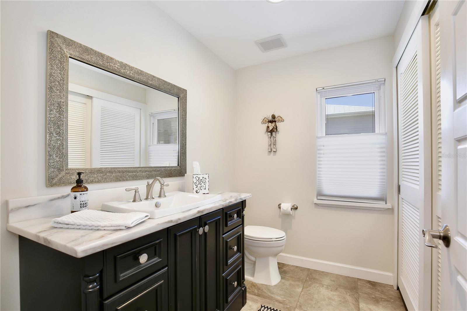 210 N RIVERSIDE DR, EDGEWATER, FL, 32132