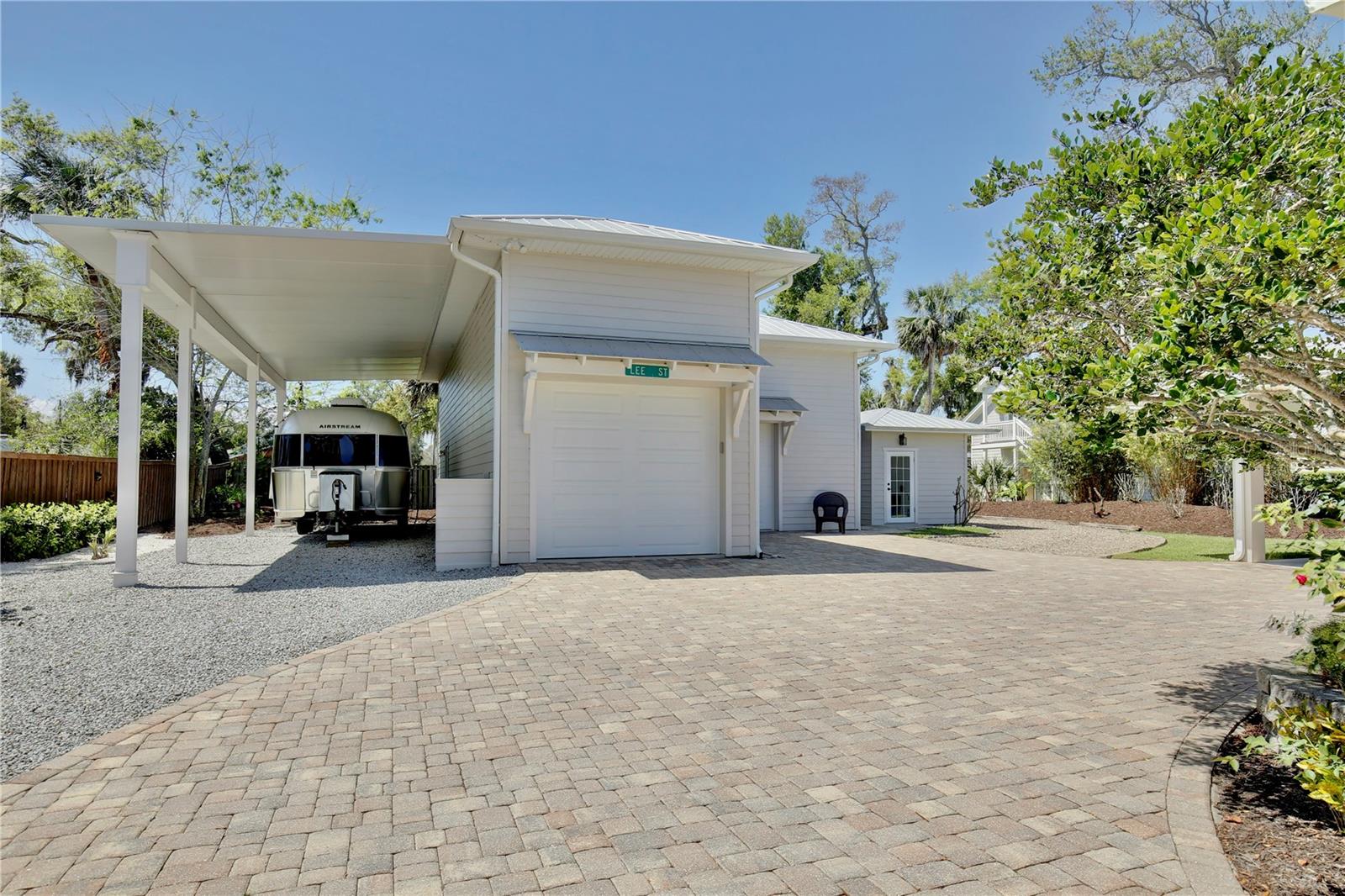 210 N RIVERSIDE DR, EDGEWATER, FL, 32132
