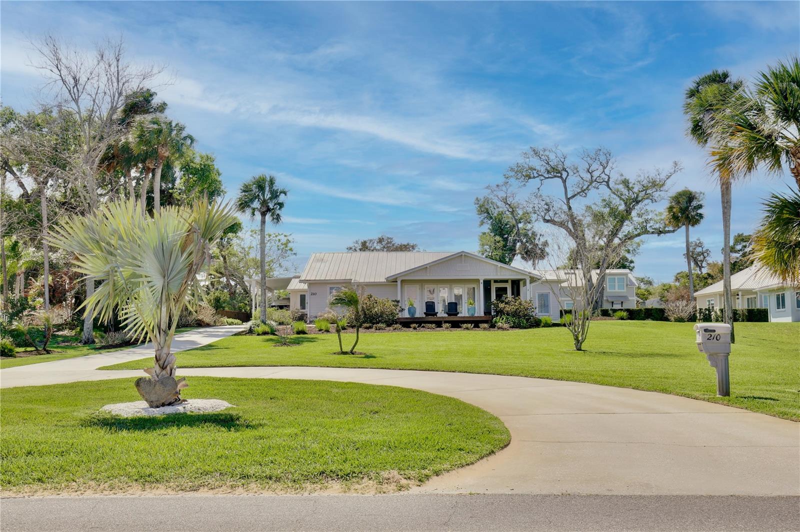 210 N RIVERSIDE DR, EDGEWATER, FL, 32132