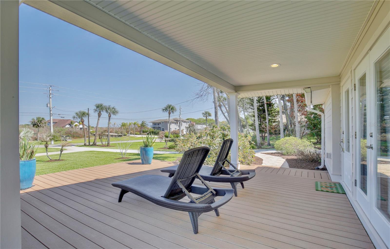 210 N RIVERSIDE DR, EDGEWATER, FL, 32132