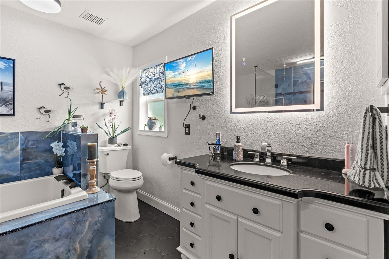 5537 MONTEGO LN, PORT CHARLOTTE, FL, 33981