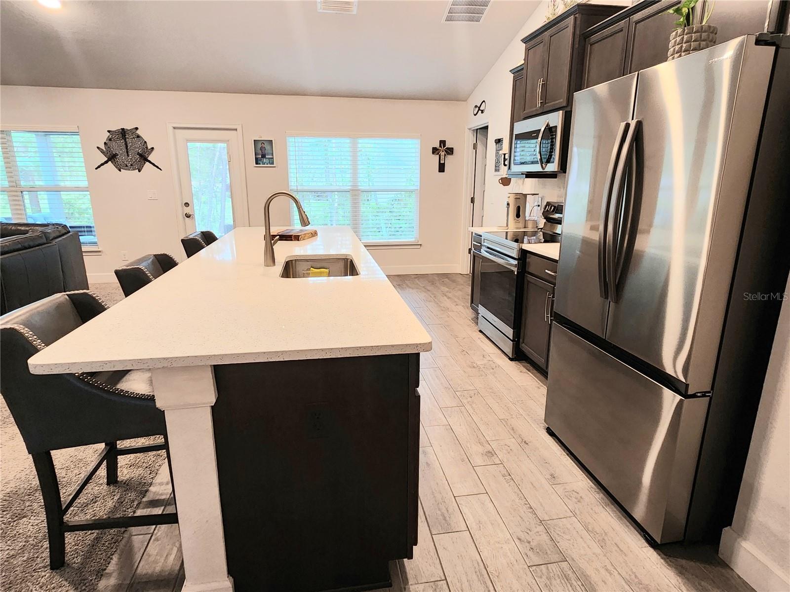47 VILLAGE CENTER DR, HOMOSASSA, FL, 34446