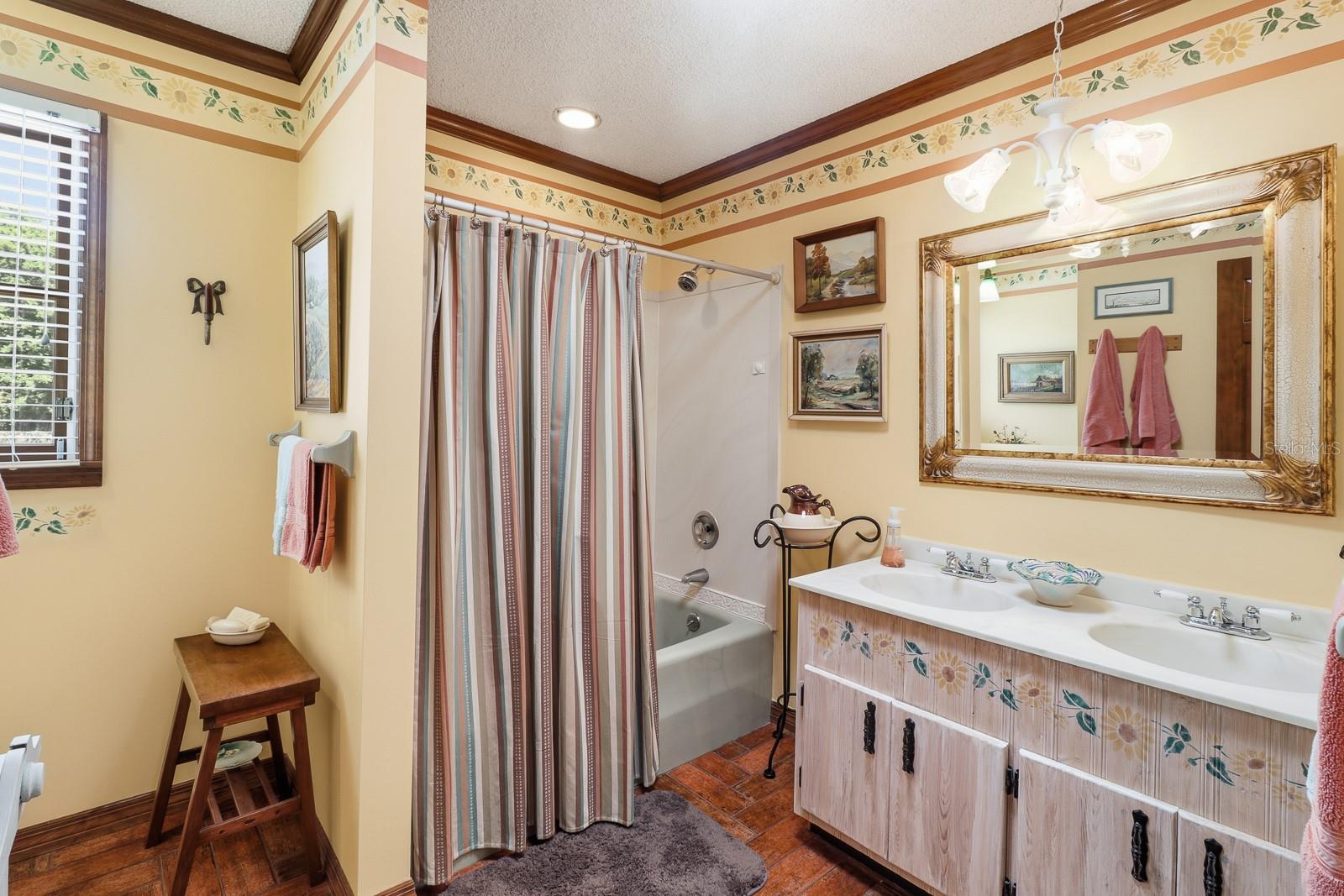 6491 SPRUCE CREEK RD, PORT ORANGE, FL, 32127