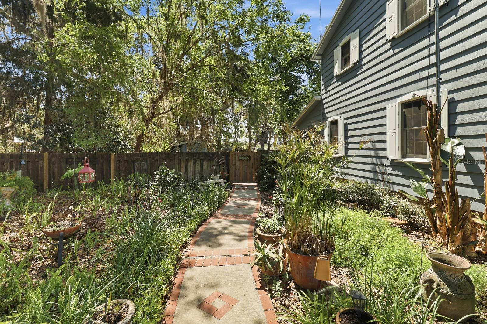 6491 SPRUCE CREEK RD, PORT ORANGE, FL, 32127