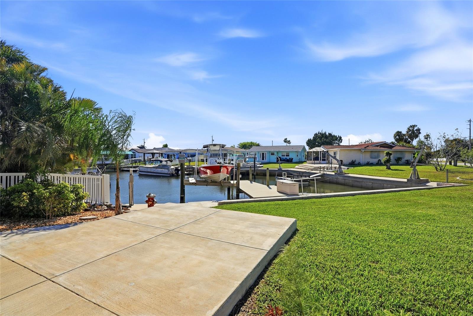 5015 PELICAN DR, NEW PORT RICHEY, FL, 34652