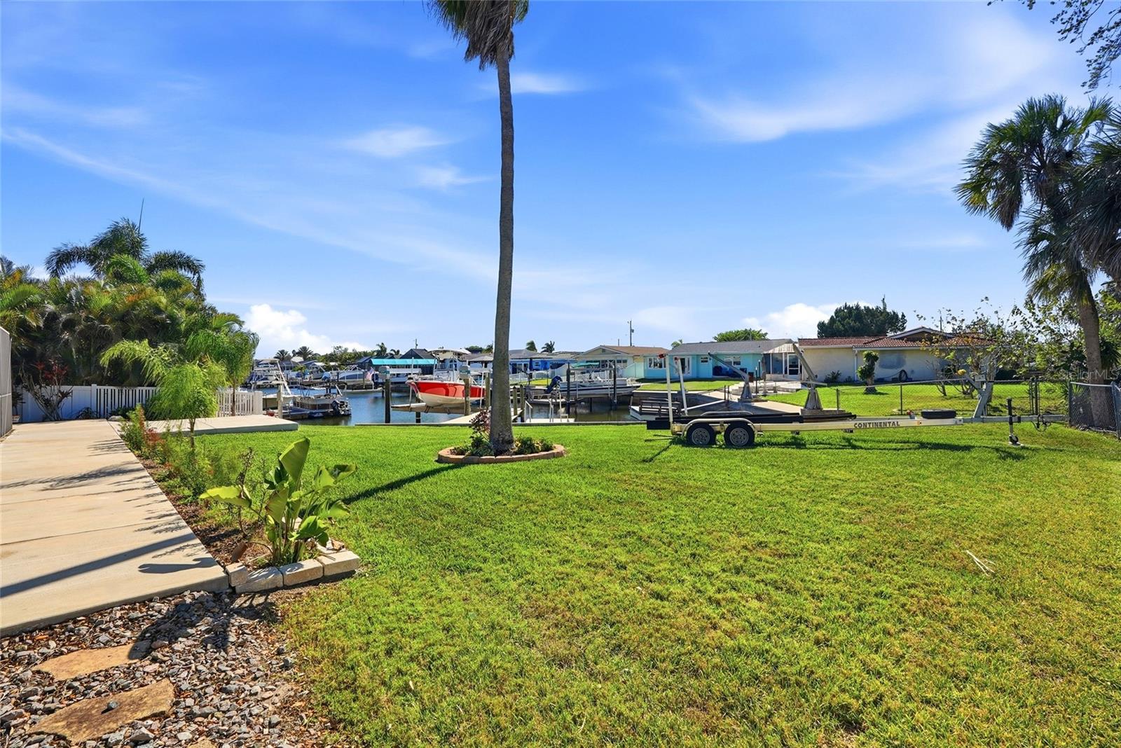 5015 PELICAN DR, NEW PORT RICHEY, FL, 34652