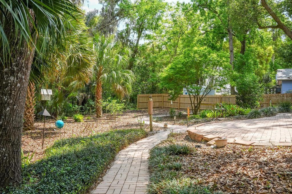 658 CLARK CT, MOUNT DORA, FL, 32757