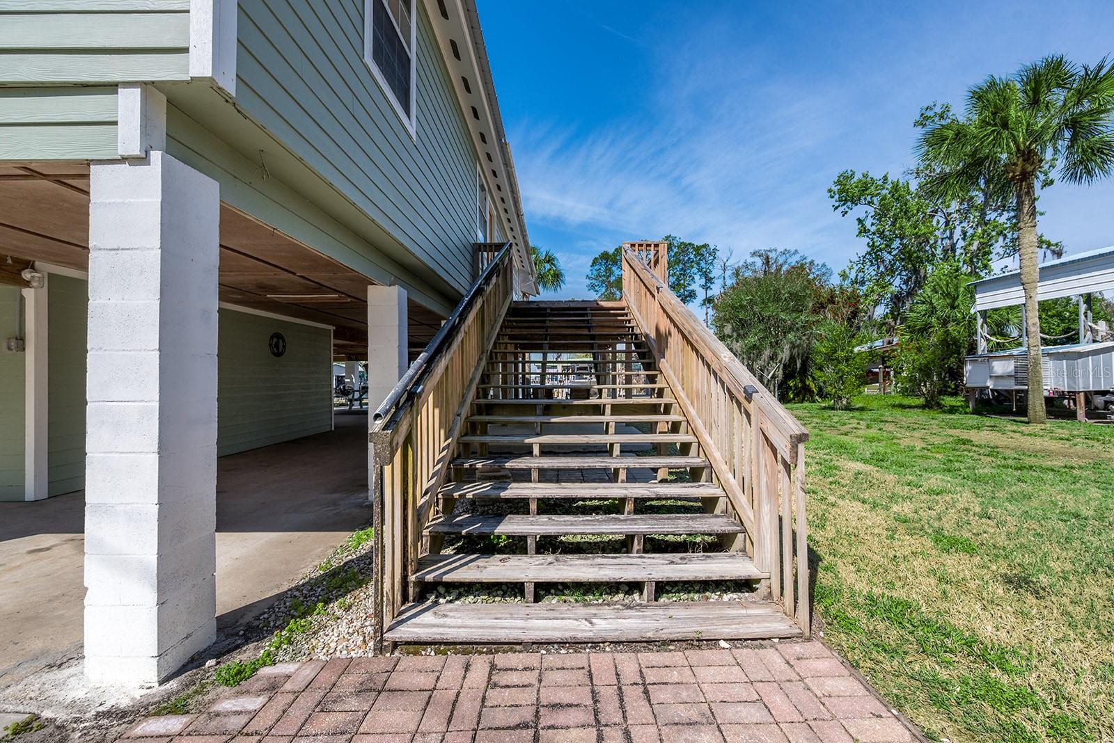 364 NE 256TH AVE, SUWANNEE, FL, 32692