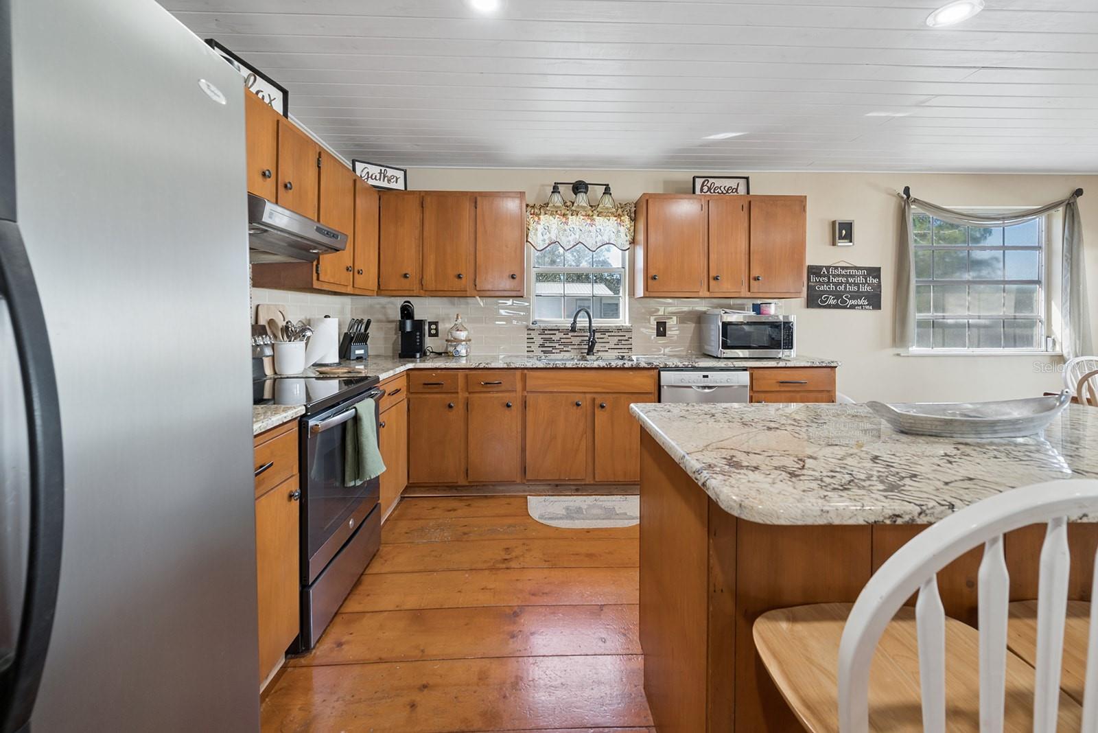 364 NE 256TH AVE, SUWANNEE, FL, 32692