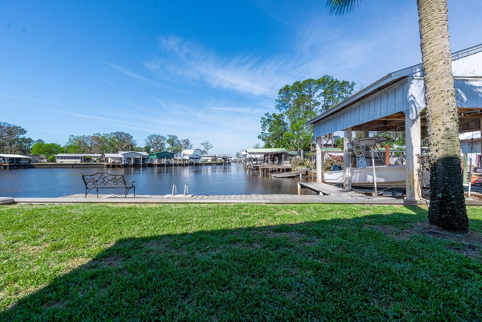 364 NE 256TH AVE, SUWANNEE, FL, 32692