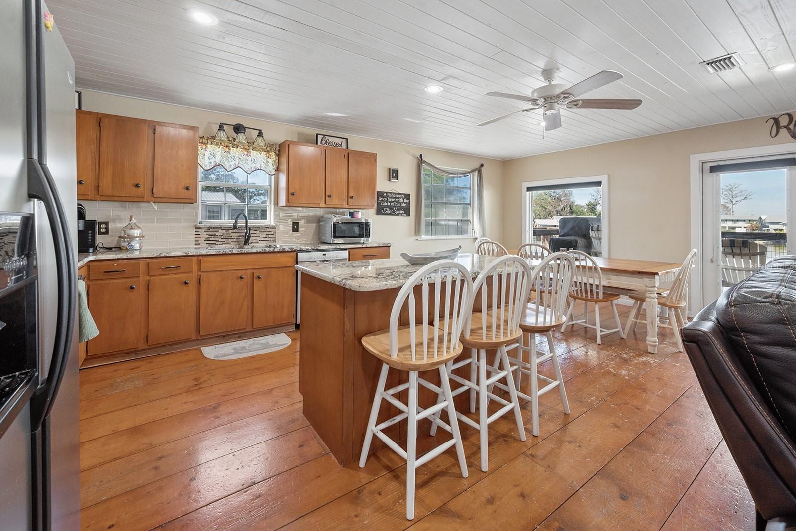 364 NE 256TH AVE, SUWANNEE, FL, 32692