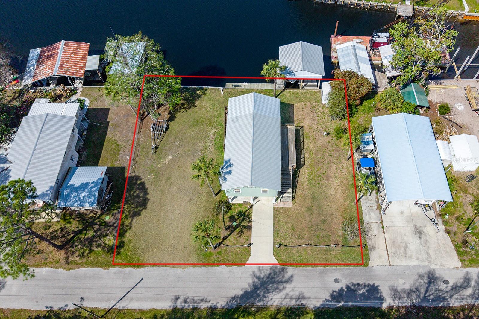 364 NE 256TH AVE, SUWANNEE, FL, 32692