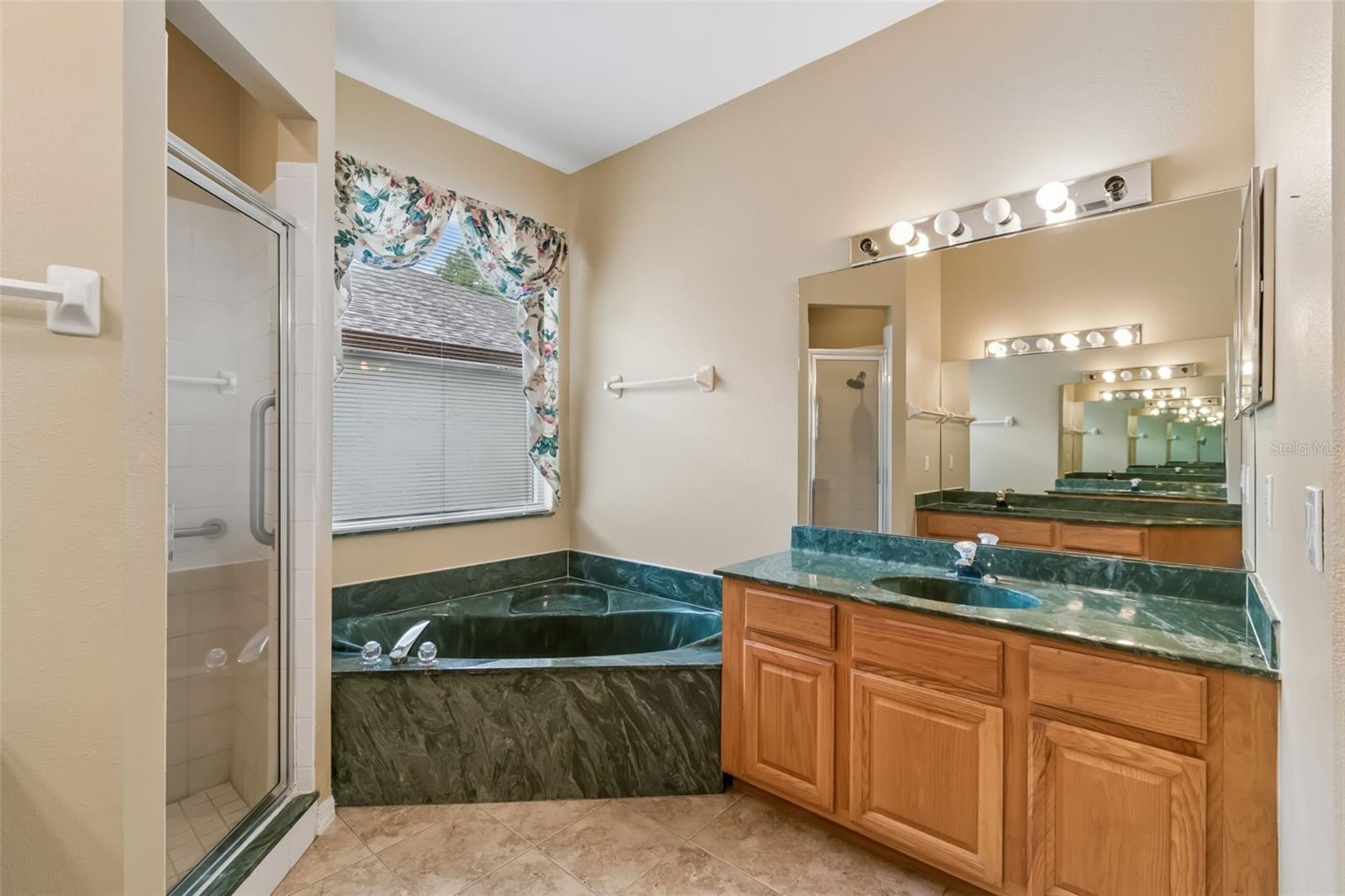 10118 SHORTWOOD LN, ORLANDO, FL, 32836