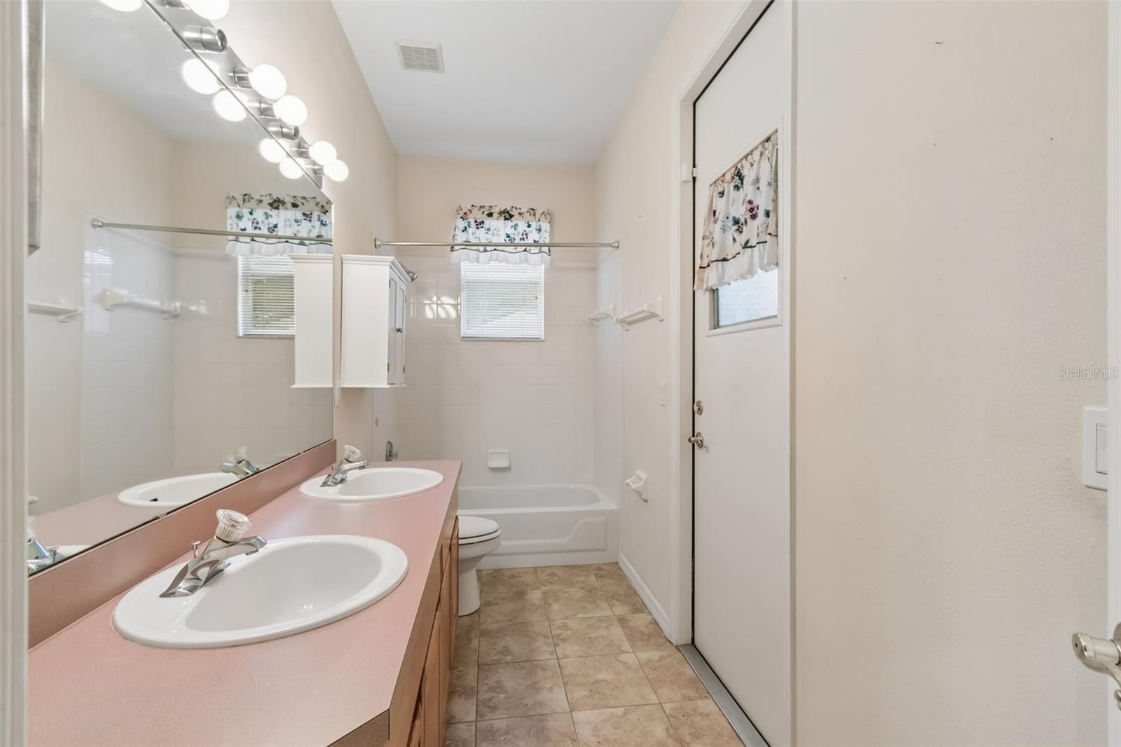 10118 SHORTWOOD LN, ORLANDO, FL, 32836