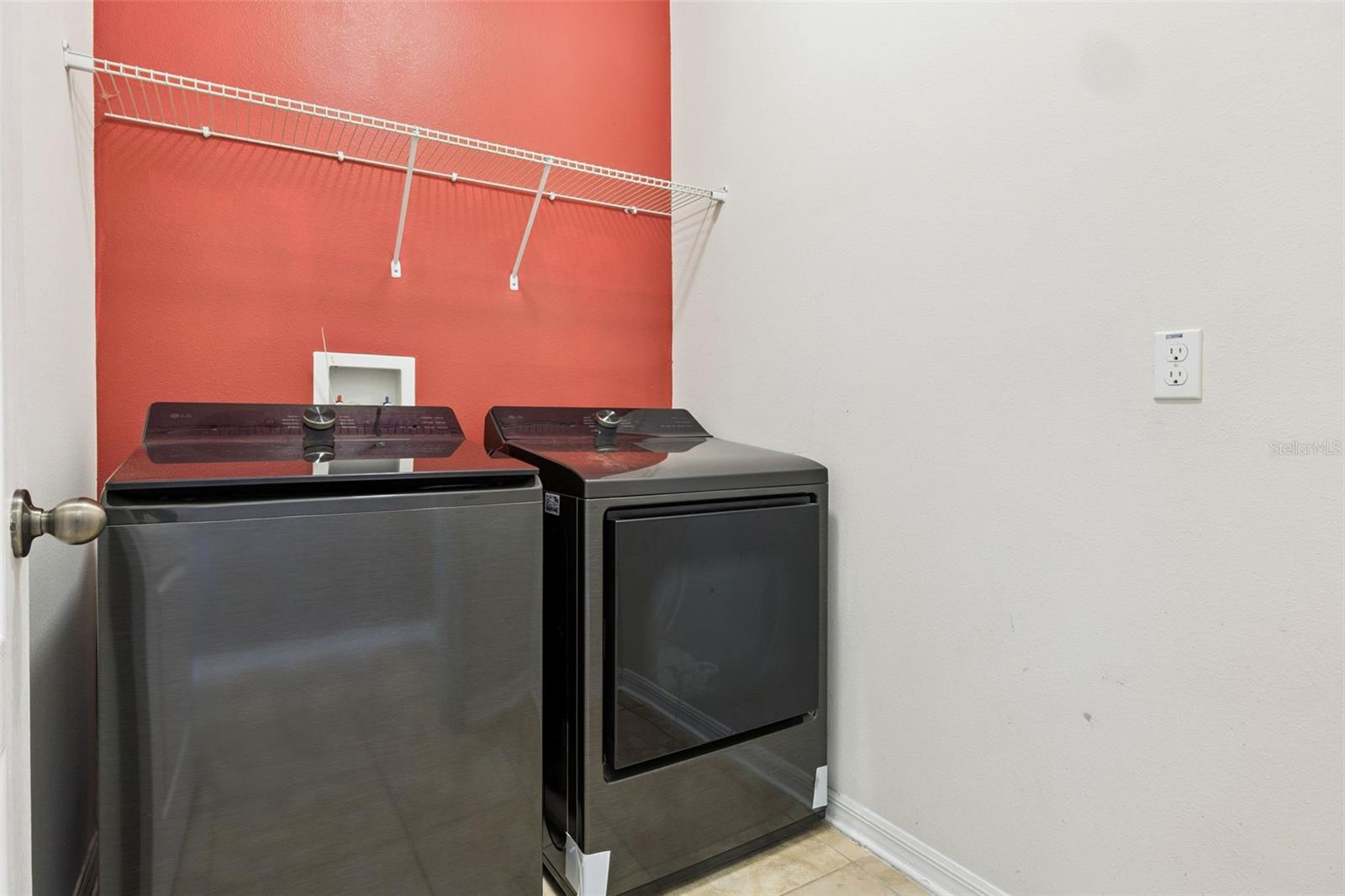 1134 WHITE WATER BAY DR, GROVELAND, FL, 34736