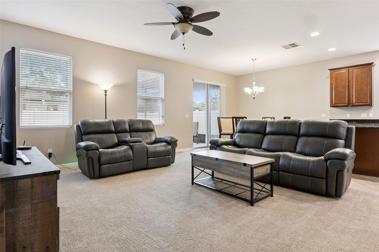 1134 WHITE WATER BAY DR, GROVELAND, FL, 34736