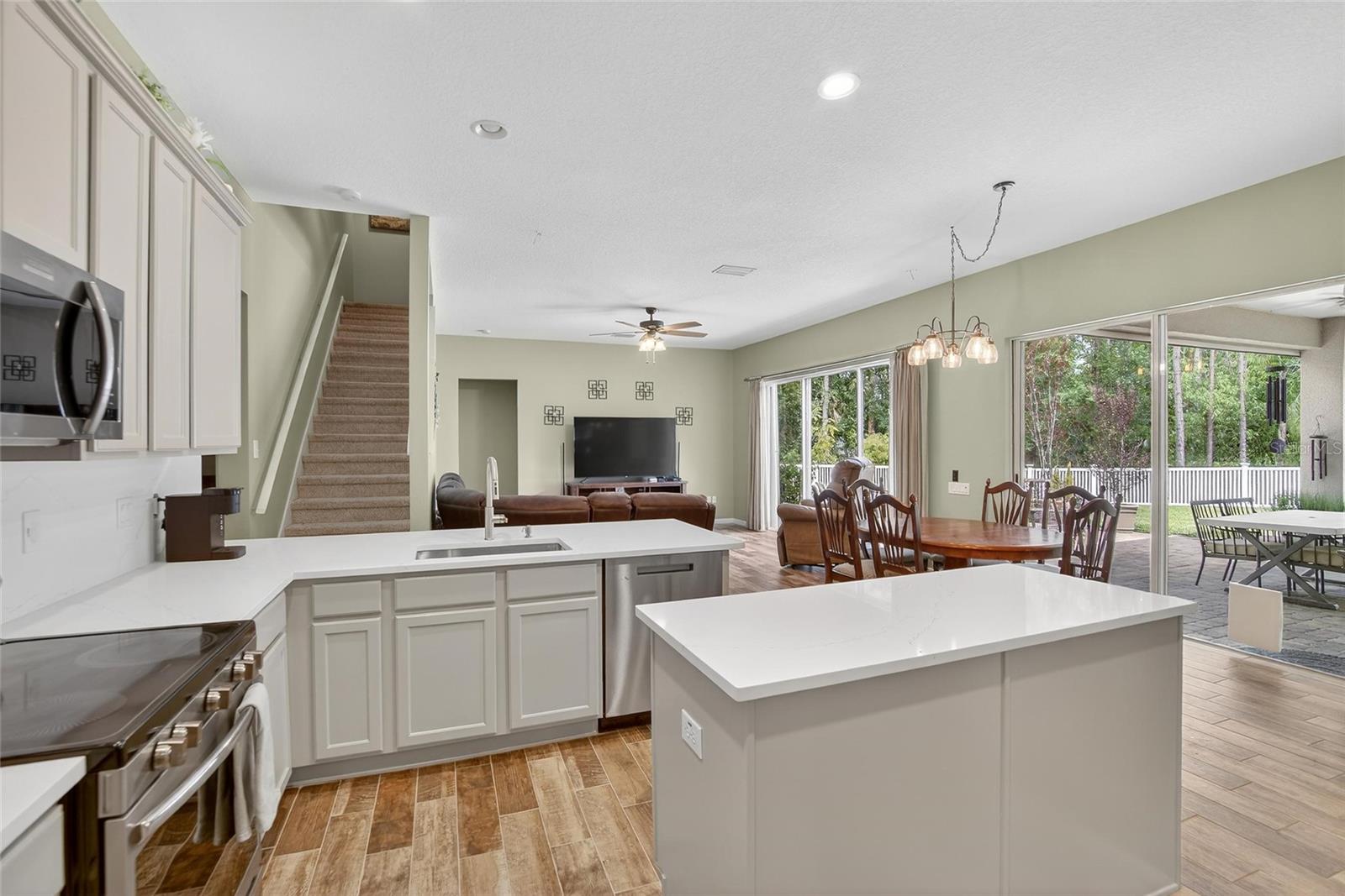 5937 RIVA RIDGE DR, WESLEY CHAPEL, FL, 33544