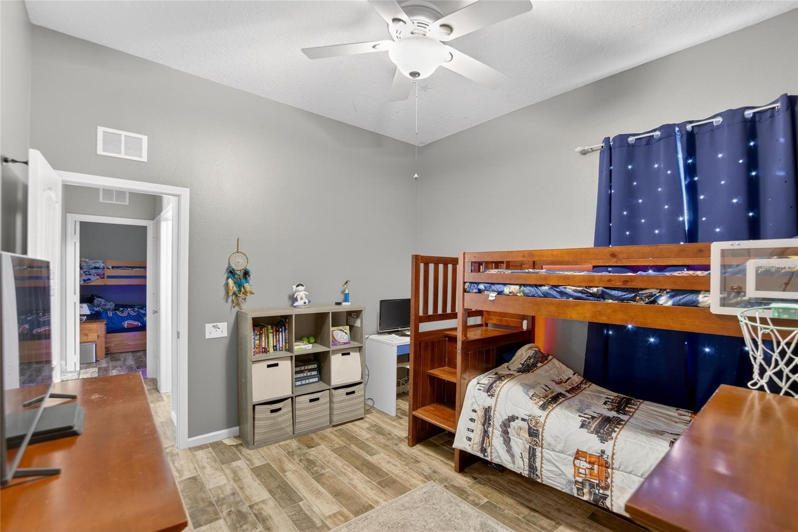 5937 RIVA RIDGE DR, WESLEY CHAPEL, FL, 33544