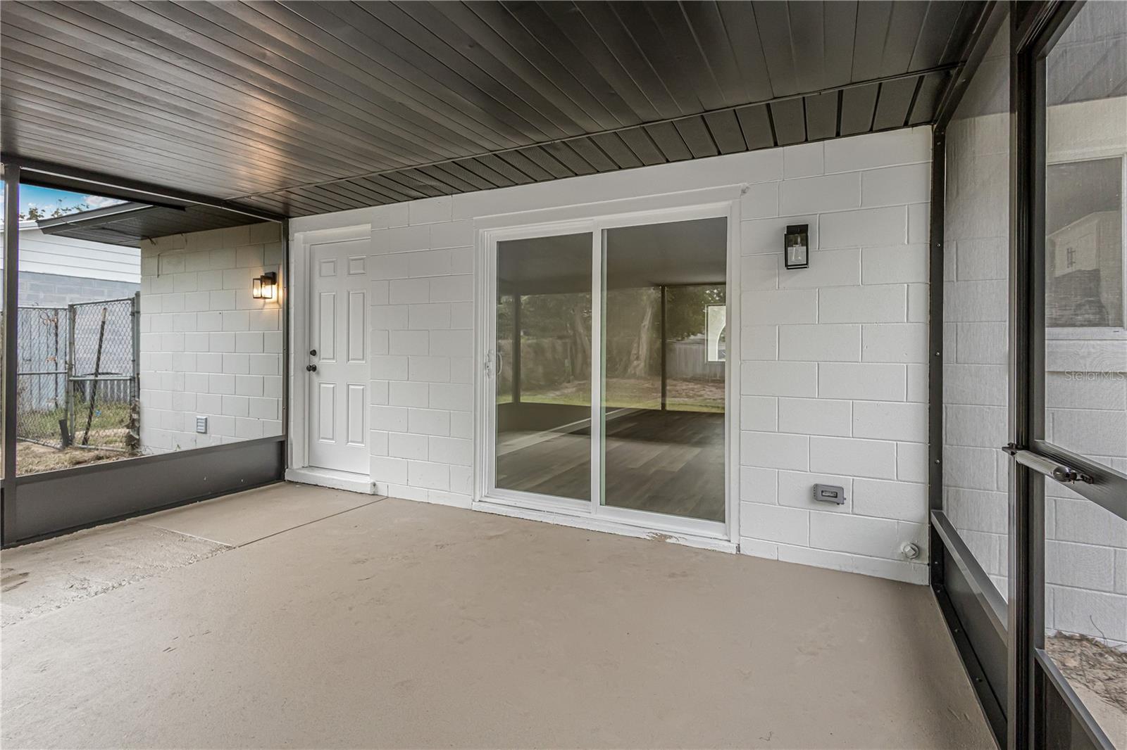 2710 LAKEWOOD LN, EUSTIS, FL, 32726