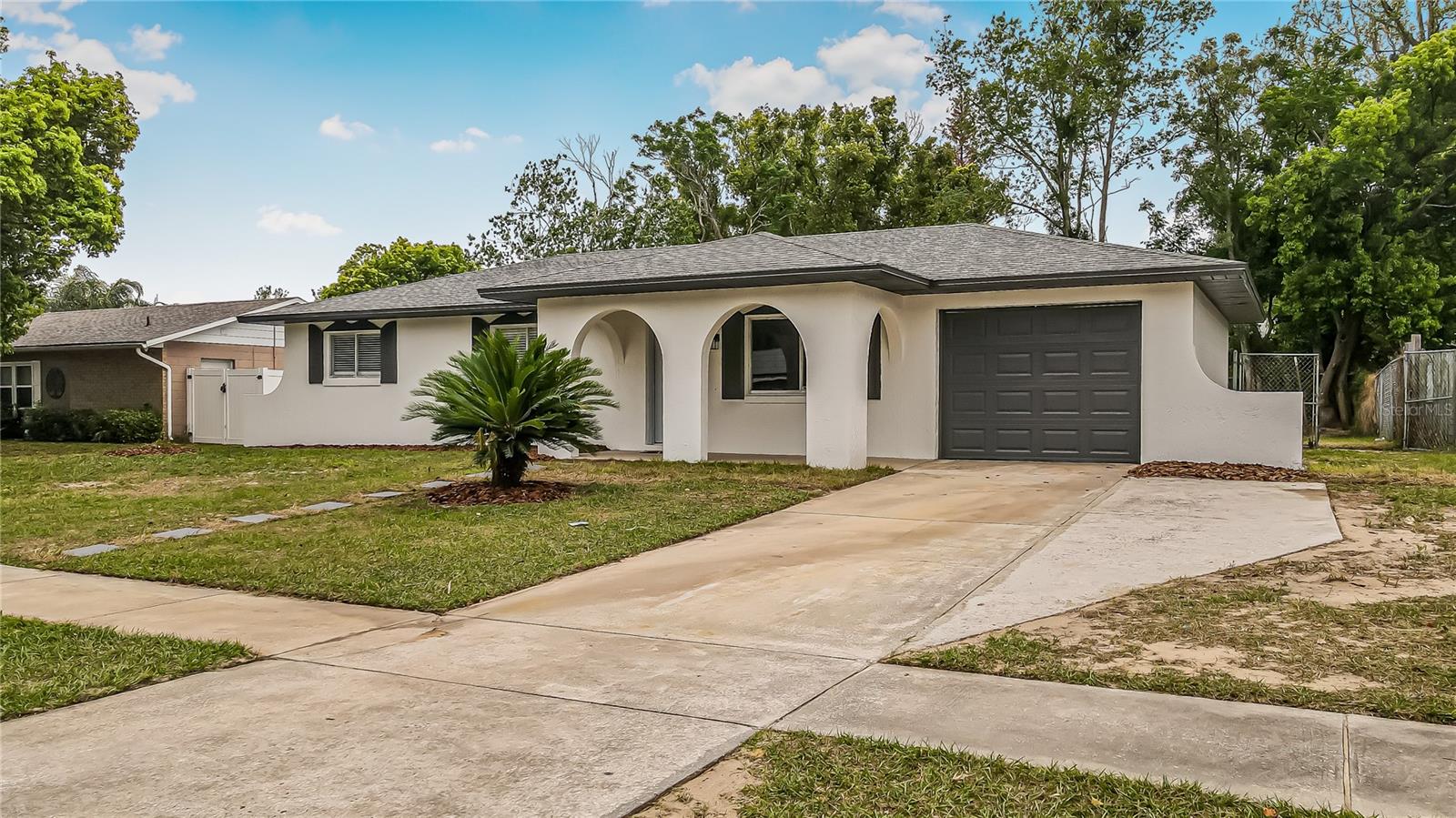 2710 LAKEWOOD LN, EUSTIS, FL, 32726