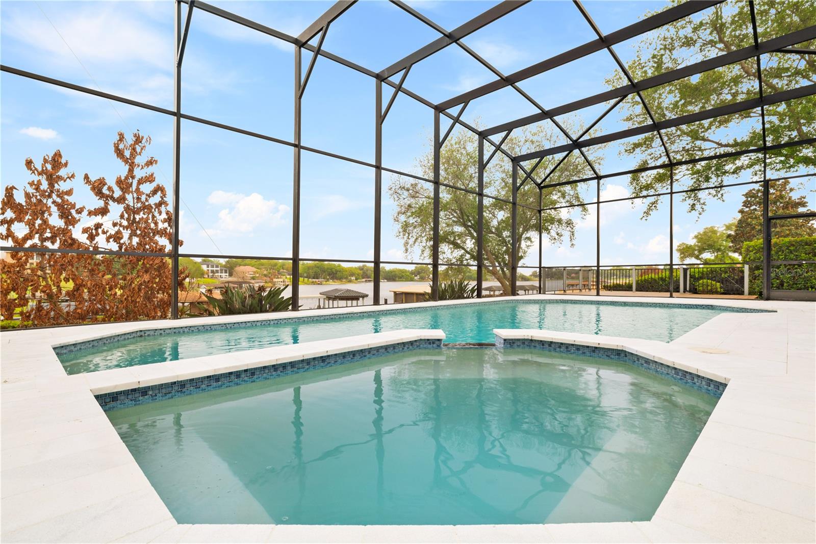 812 JOHNS POINT DR, OAKLAND, FL, 34787