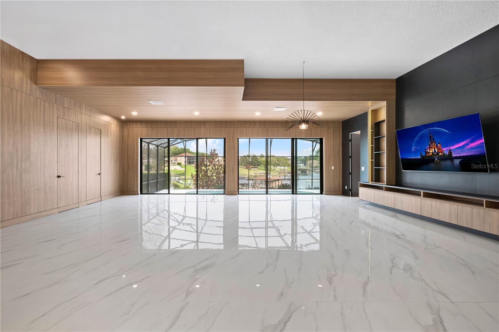 812 JOHNS POINT DR, OAKLAND, FL, 34787