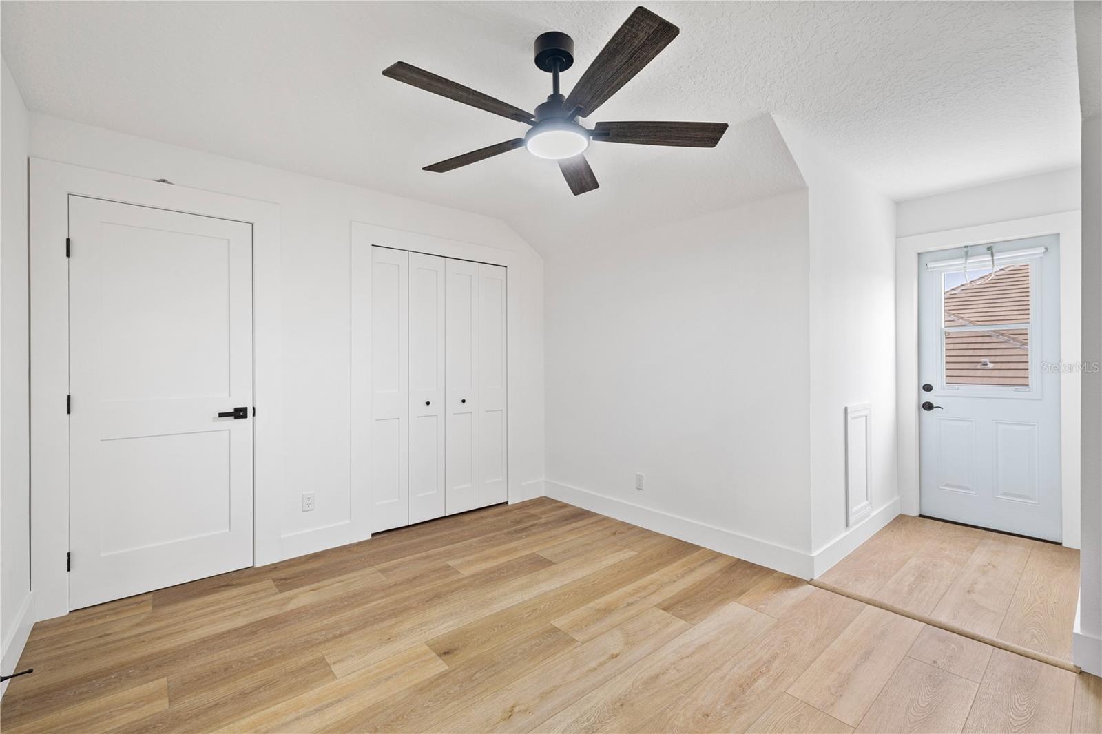 812 JOHNS POINT DR, OAKLAND, FL, 34787