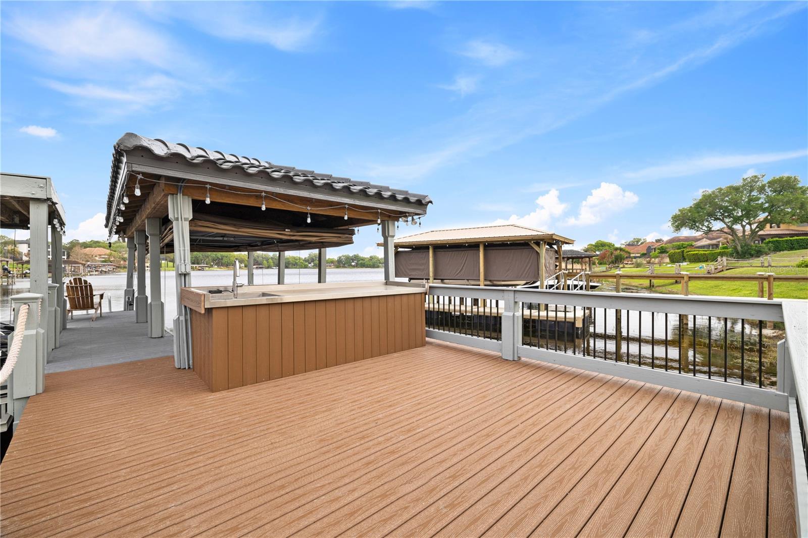 812 JOHNS POINT DR, OAKLAND, FL, 34787