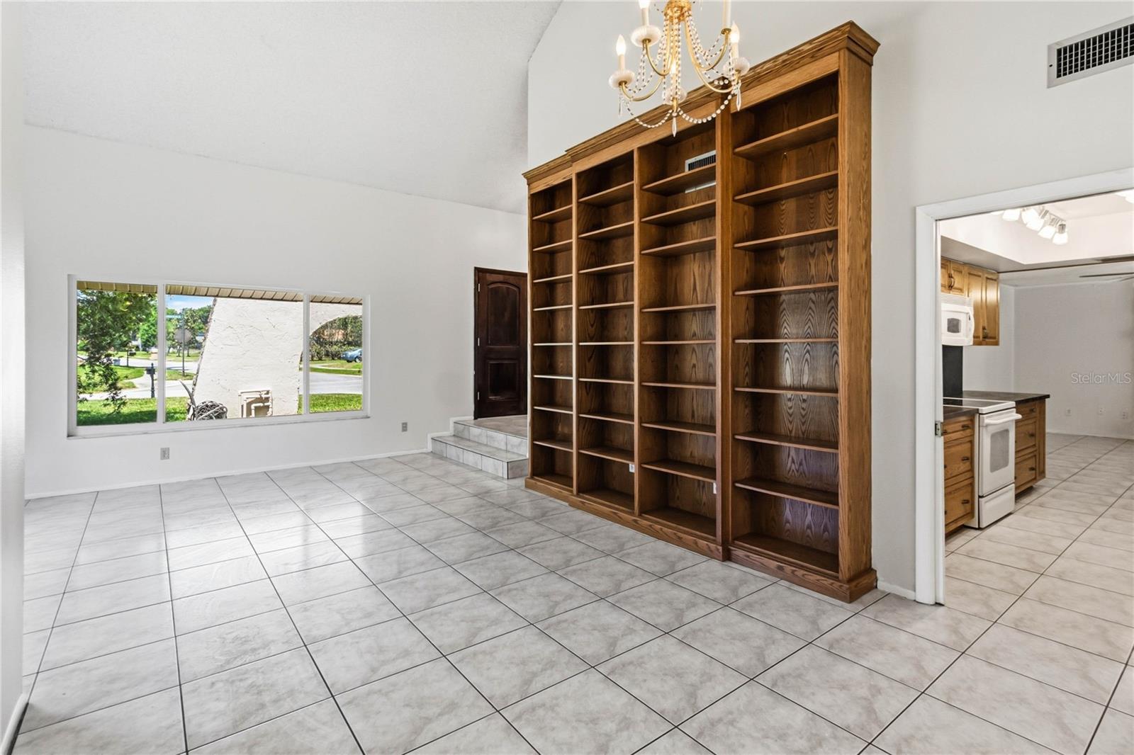 332 HARBOUR ISLAND RD, ORLANDO, FL, 32809